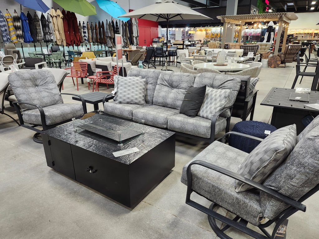Display Model - Patio Lounge Set (4pc)